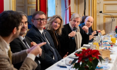 Réindustrialisation : la France face à son « mur normatif »